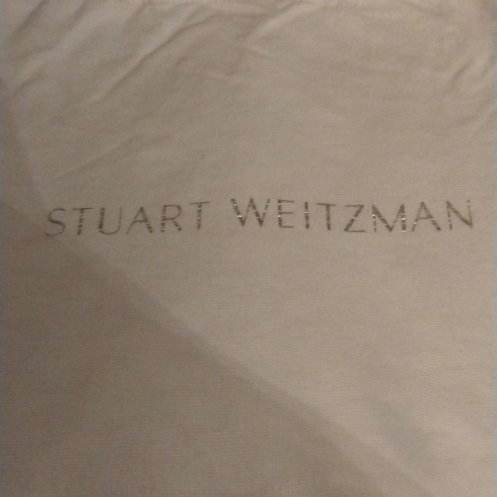 Stuart Weitzman - Picture 2 of 3